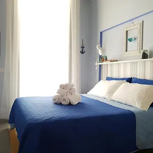 vikys-home-bb.hotels-amalfi.com/
